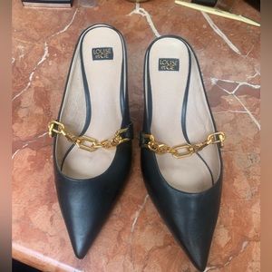 Black kitten heal mules